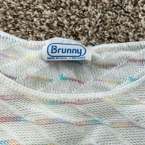 Vintage 70s 80s Brunny Rainbow Shortsleeve Crewneck Sweater - Picture 9 of 12